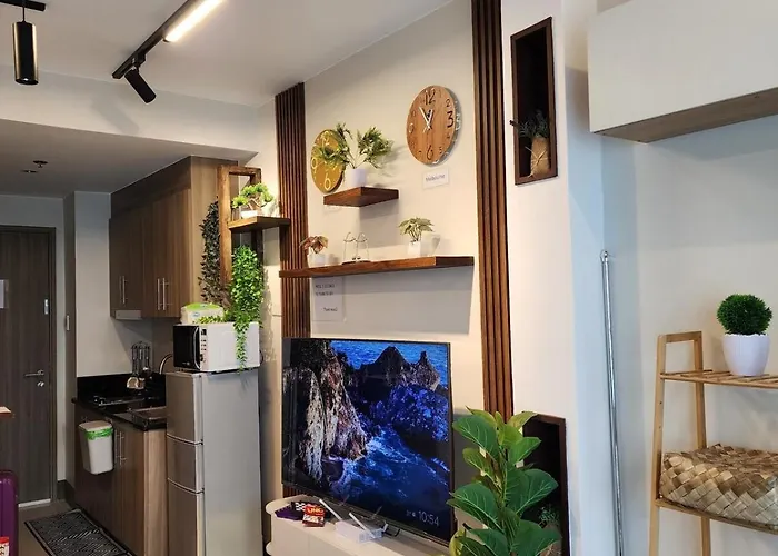 Apartment Entire Unit 1 Bedroom With View - Paul Riley's Pad *